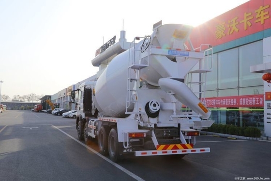 Μπουτίκ 340HP HOWO T5G 8X4 7.7 τετραγωνικό φορτηγό ανάμειξης σκυροδέματος για τις αγορές της χώρας