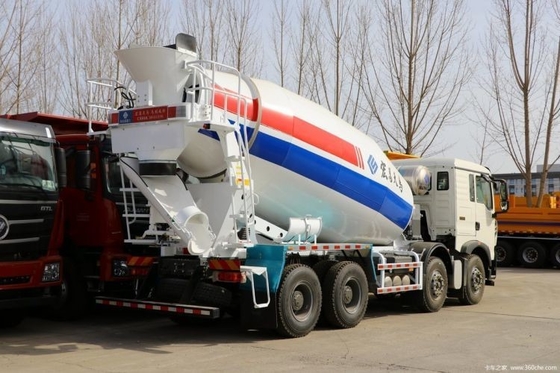 7.98 Τετραγωνικό φορτηγό με 6x4 8x4 σασί Sinotruk HOWO TX 350 HP Diesel Fuel