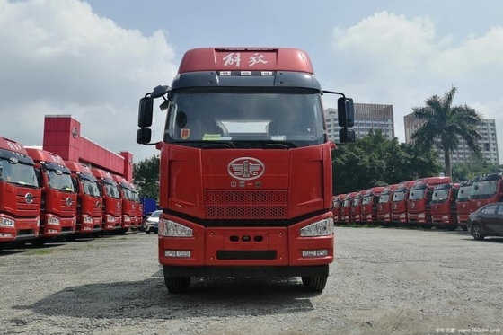 Χρησιμοποιούμενο φορτηγό Faw Jiefang J6M 350HP 4X2 Τρακτέρ βαρύ φορτηγό με εναέρια ανάρτηση και κάθισμα οδηγού