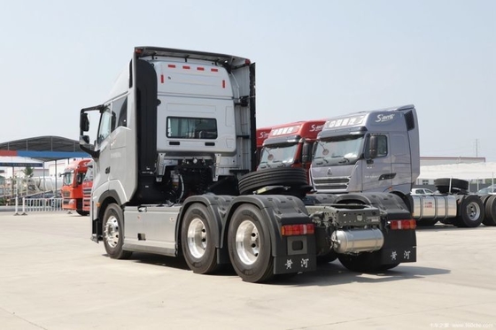 Μεγάλη χωρητικότητα φορτίου 570HP Κίτρινο ποτάμι X7 βαρύ φορτηγό 6X4 AMT αυτόματο ελκυστήρα 23 χρόνια