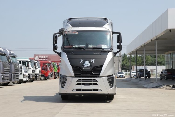 Μεγάλη χωρητικότητα φορτίου 570HP Κίτρινο ποτάμι X7 βαρύ φορτηγό 6X4 AMT αυτόματο ελκυστήρα 23 χρόνια