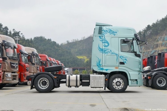 12 Προς τα εμπρός μετατόπιση Dongfeng Tianlong GX 4 * 2 6 * 4 Diesel Traction Head με 450 ίππους