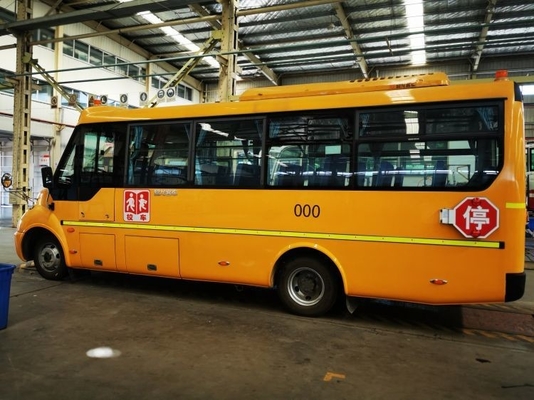 24 θέσεις σχολικό λεωφορείο Dongfeng με 85 μέγιστη ισχύ και 6-8L χωρητικότητα κινητήρα