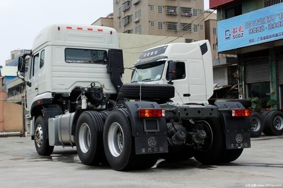 12 Προχωρητική μετατόπιση SinotruK Haohan J7G 4*2 6*4 CHG LNG Ειδική κεφαλή έλξης φορτηγού