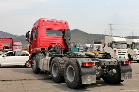Σινοτρόκ Haohan J7B 4*2 6*4 CHG LNG φορτηγό έλξης με χωρητικότητα δεξαμενής καυσίμου 400-500L