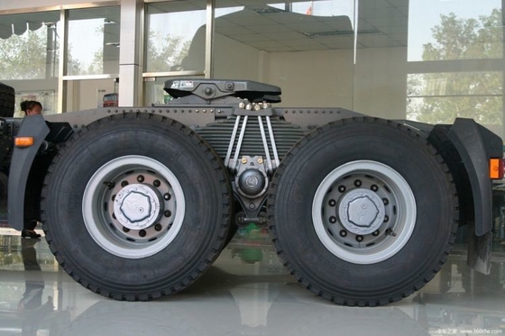 6*4 Αριστερό/δεξί χειριστήριο HOWO A7 CHG LNG Tractor Truck Head με ρυθμιστικό ταχύτητας