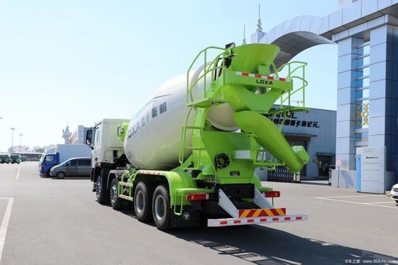 Απαιτήσεις του πελάτη Επιλέξτε θερμό Auman GTL 360HP 8X4 7,7 τετραγωνικό φορτηγό ανάμειξης σκυροδέματος