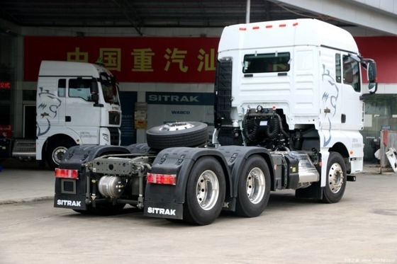 Sinotruk SITRAK C7H 6X4 440HP βαρύ φορτηγό για τη μεταφορά επικίνδυνων χημικών ουσιών σε ένα
