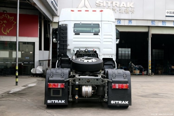 Sinotruk SITRAK C7H 6X4 440HP βαρύ φορτηγό για τη μεταφορά επικίνδυνων χημικών ουσιών σε ένα