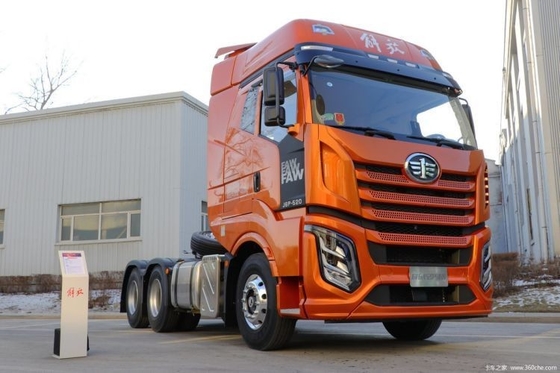 FAW Jiefang J6V 520HP 6X4 Automatic Gear Traction Truck Head για το τμήμα βαρέων φορτηγών