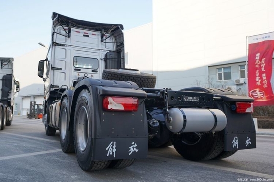 FAW Jiefang J7 βαρύ φορτηγό 560HP 6X4 Μεγάλο φορτηγό με σύστημα πολυμέσων