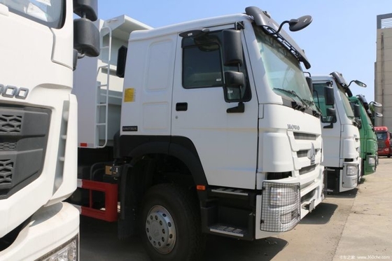 Χρησιμοποιηθέν HOWO-7 375hp 6X4 6.8m Dump Trucks σε εξαιρετική κατάσταση για το τμήμα βαρέων φορτηγών