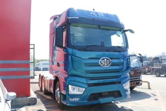 FAW Jiefang J7 LNG CHG 371 375HP 4*2 6*4 6*2 Τρακτέρ φορτίου με μέγιστη ταχύτητα 120KM/H
