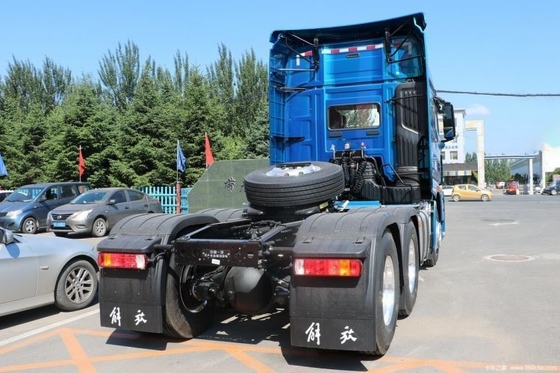 FAW Jiefang J7 LNG CHG 371 375HP 4*2 6*4 6*2 Τρακτέρ φορτίου με μέγιστη ταχύτητα 120KM/H