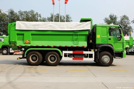 Αγοράστηκε μεταχειρισμένο φορτηγό HOWO Dump Tipper 6X4 340 HP 5,6m για τη μεταφορά βαρέων φορτίων