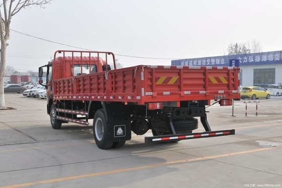 Εθνικό βαρύ φορτηγό HOWO G5X Μέση κάρτα 220HP 4X2 6.75m Hurdle Truck