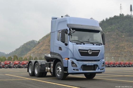 Το Dongfeng Tianlong KL 465 HP 6X4 Tractor Truck Head με μεγάλη χωρητικότητα δεξαμενής καυσίμου