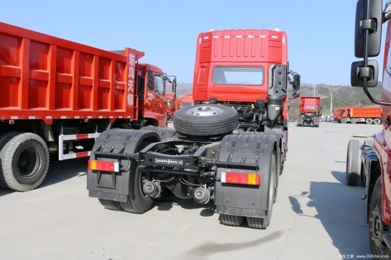 Χειροκίνητη μετάδοση Dongfeng Tianlong 420 HP 6X4 Τρακτέρ φορτηγά για την επιχείρησή σας