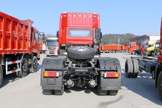 Χειροκίνητη μετάδοση Dongfeng Tianlong 420 HP 6X4 Τρακτέρ φορτηγά για την επιχείρησή σας