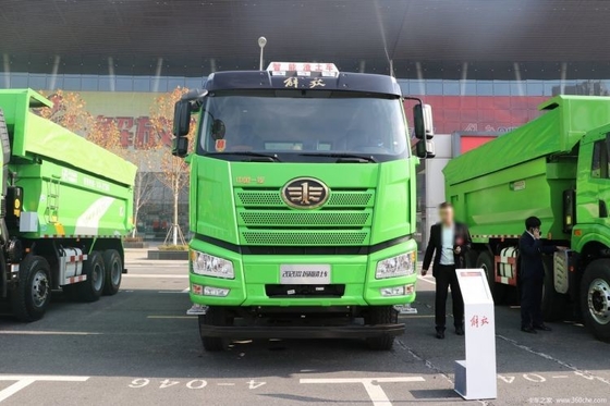 FAW Jiefang J6P βαρύ φορτηγό 390HP 6X4 5,6m φορτηγό ντάμπινγκ για τη μεταφορά βαρέων φορτίων