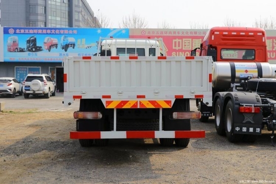 Καυτό 6X2 7,8m φορτηγό φράχτη Sinotruk HOWO T5G βαρύ φορτηγό 270HP με διάμετρο δεξαμενής φορτίου