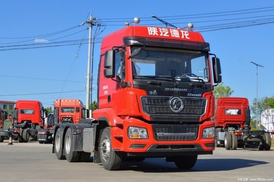Τρακτέρ Shacman Delong M3000S με χωρητικότητα δεξαμενής καυσίμου 500-600L και 351-450 ίππους