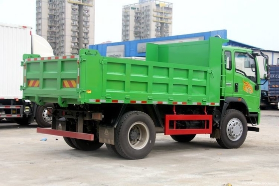 Sinotruk Hauman H3 190 HP 4X2 4 μέτρα φορτηγό με διάμετρο δεξαμενής φορτίου 4*2,3*0,8m