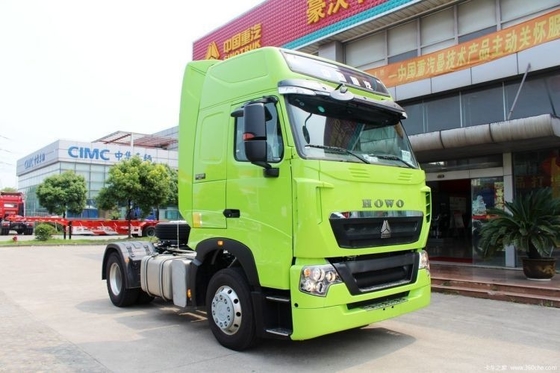 440 ίππους 4X2 Sinotruk HOWO T7H Τρακτέρ με 2 επιβάτες και χωρητικότητα κινητήρα 8L