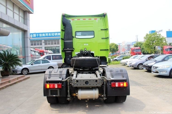 440 ίππους 4X2 Sinotruk HOWO T7H Τρακτέρ με 2 επιβάτες και χωρητικότητα κινητήρα 8L